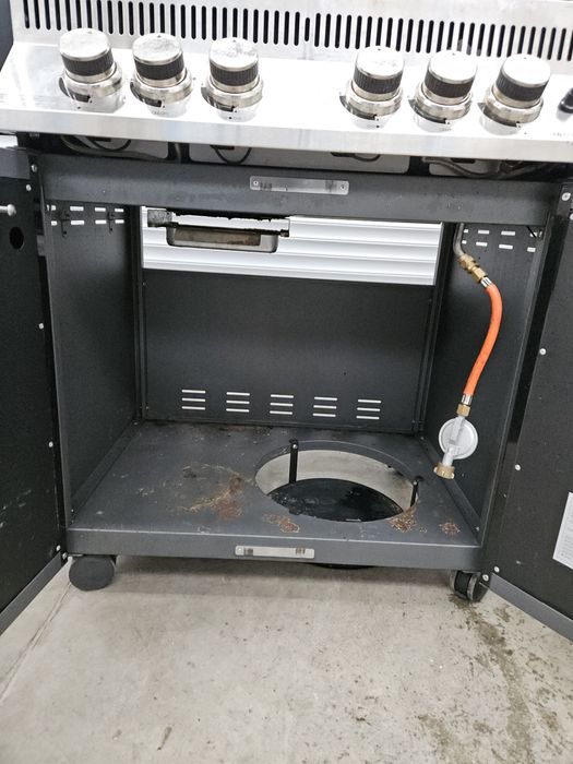 Профи. барбекю на газ