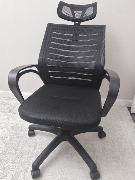 Продам Офисный стул