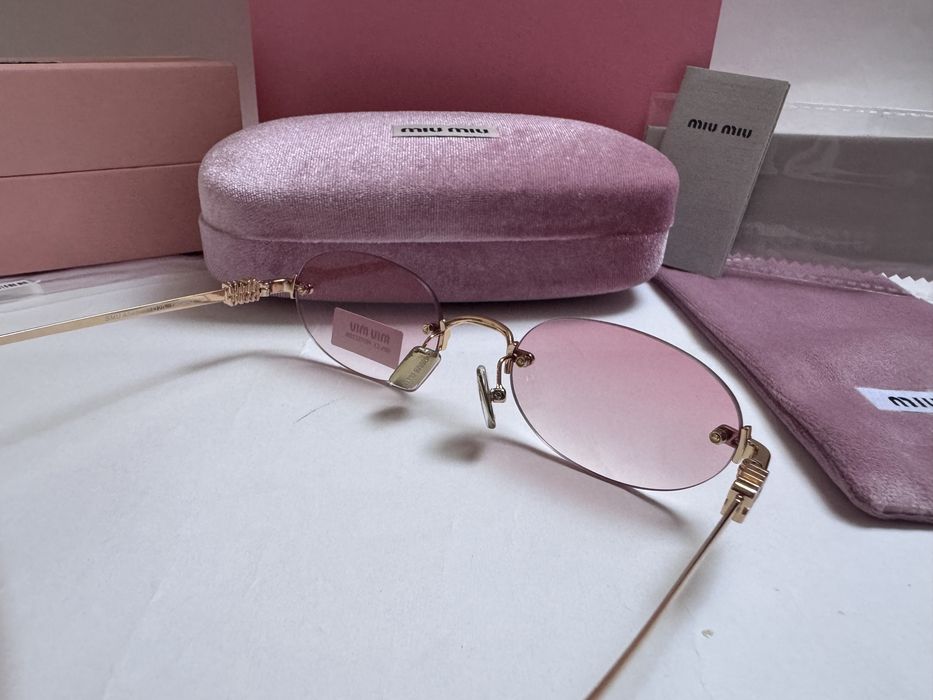 Ochelari de soare Miu Miu Oval-Rimless SMUA54 51-20 140, Noi