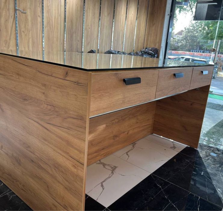 Продается Торговый Островок для магазина