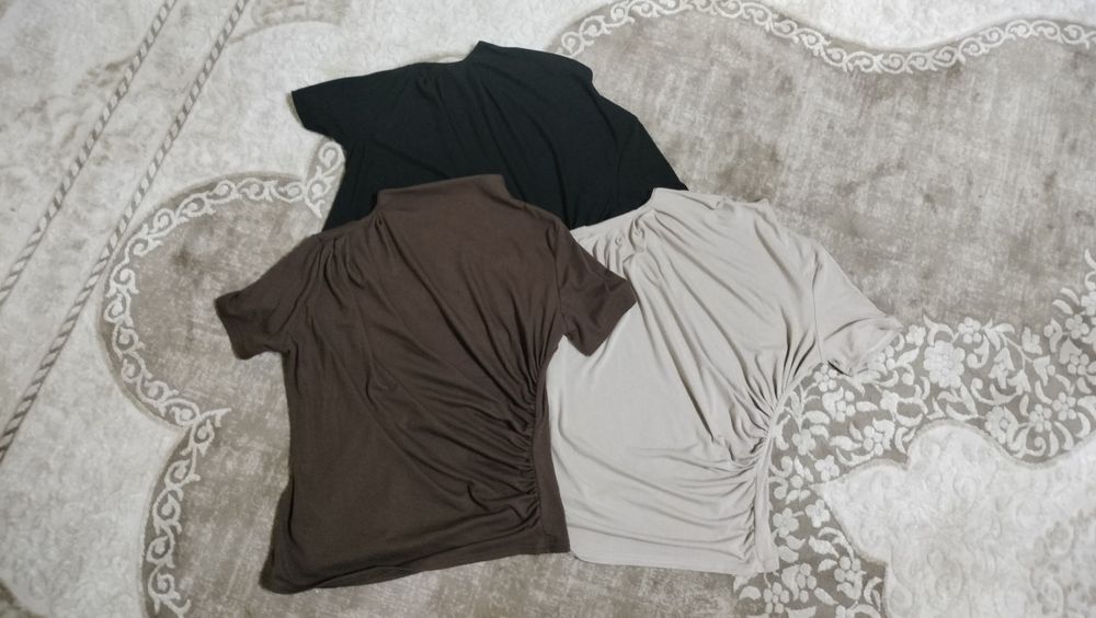 Футболки 3 цвета женская со сборкой на плече и сбоку