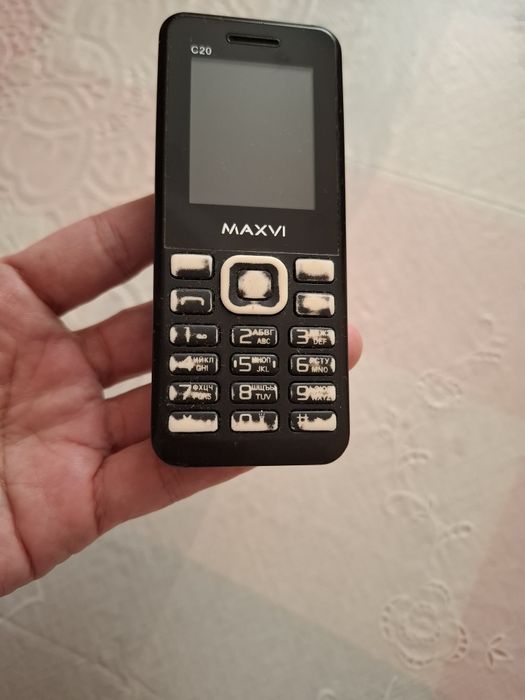 Кнопочный телефон MaxVI