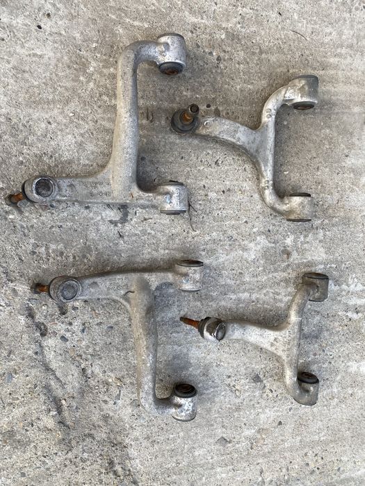 Set Brate Superioare Mercedes ML W163 Pret 500 lei setu