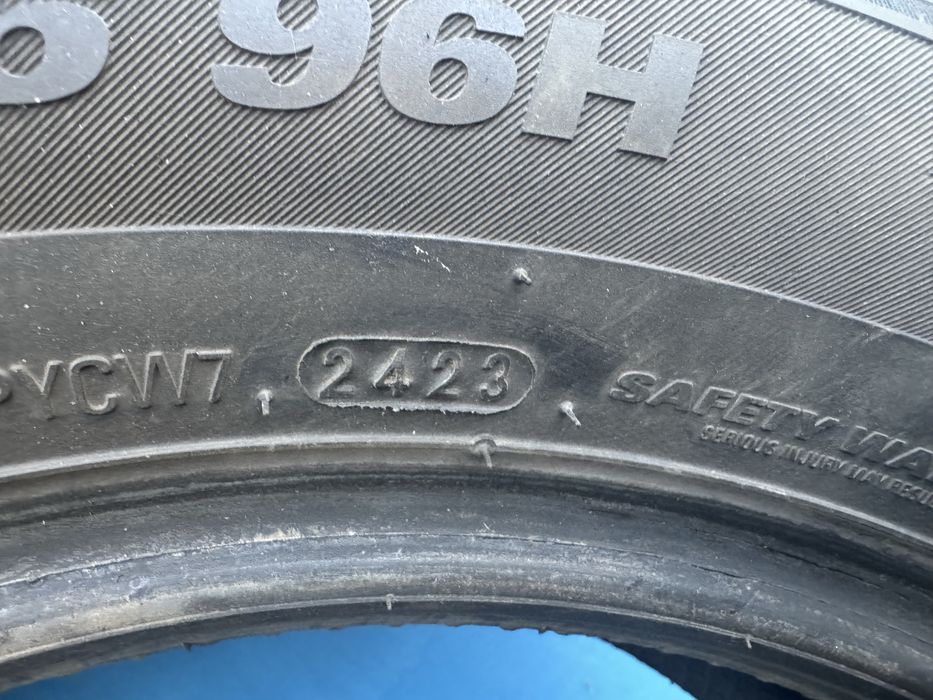 Продам зимние шины 205/60/16