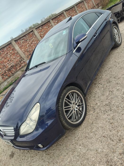 Dezmembrez Mercedes CLS320 W219 bara fata spate amg capota grila aripa