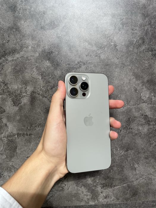IPhone 16 Pro Max 256gb.