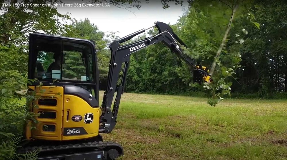 Гидравлический секатор для обрезки деревьев