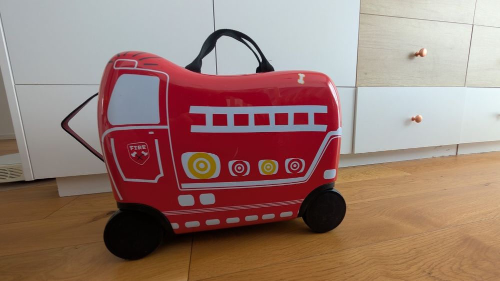Valiză copii ride-on "Mașină de Pompieri"