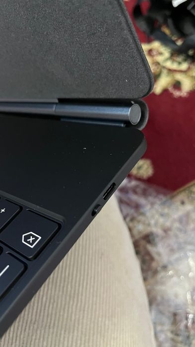 "Apple Magic Keyboard for iPad,