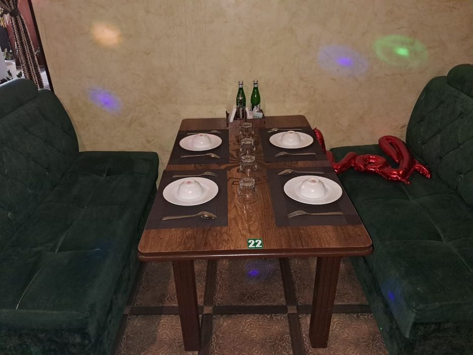 Ошхона кафе учун таййор мебел