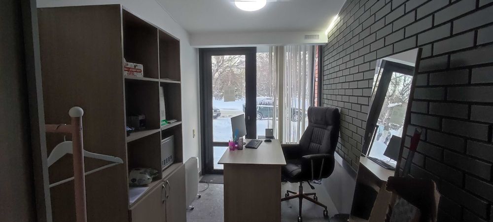 Офис с тамбур-входом