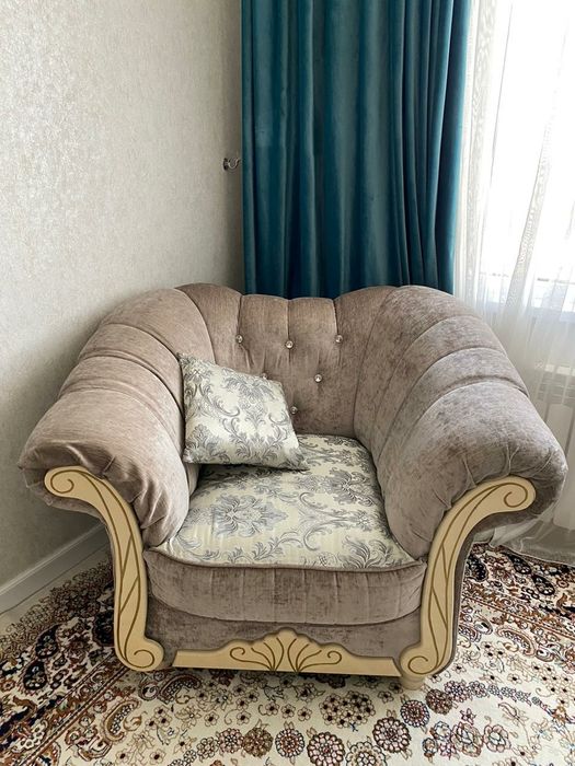 Мягкая мебель в гостиную