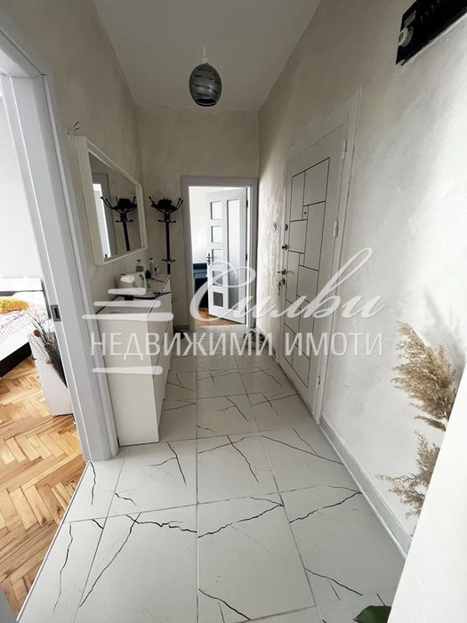 Дава се под наем Двустаен апартамент в Шумен, Център - 60 кв.м за 306 € - Снимка #8