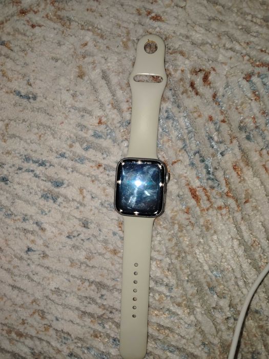 Apple watch 44мм