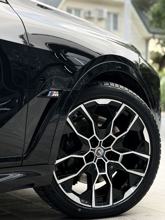 Bmw x7 m60i full kraska toza