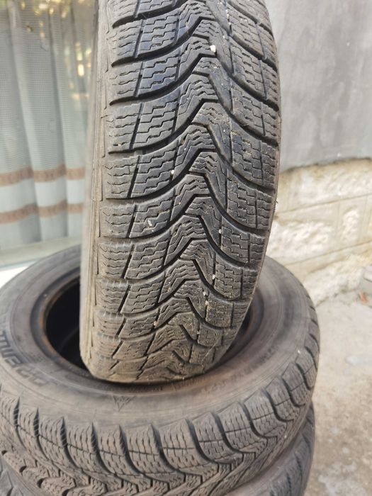 Зимни гуми с железни джанти и без джанти 175/ 65 R14 от пежо 206