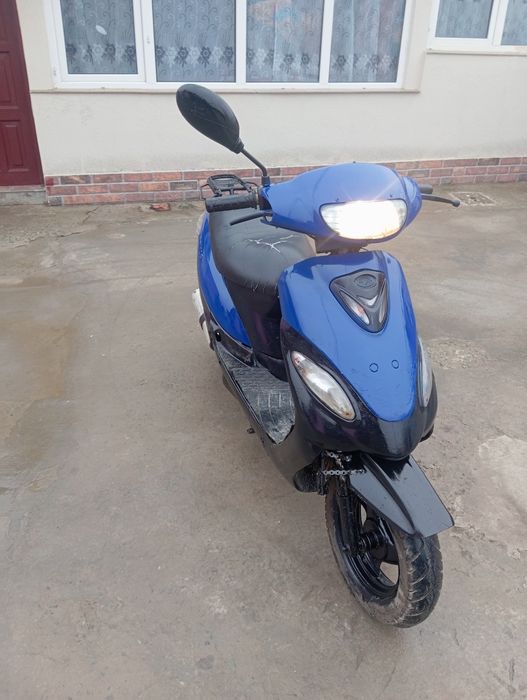Vând scuter GY6 4t