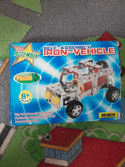 Joc asamblare mașină jeep tip lego