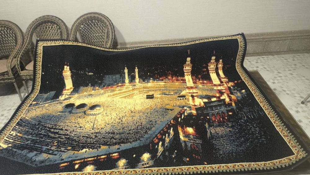 Gilam Boʻyi 2 m ga eni 1 m 40sm narxi 400 $