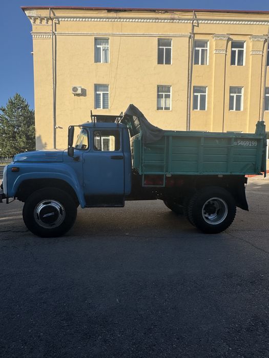 ZIL 1989 yil Sotiladi