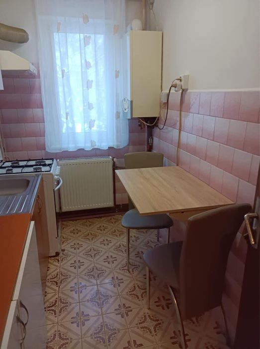 Apartament de închiriat