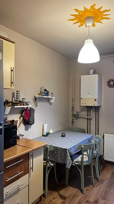 Apartament cu 2 camere călduros și luminos