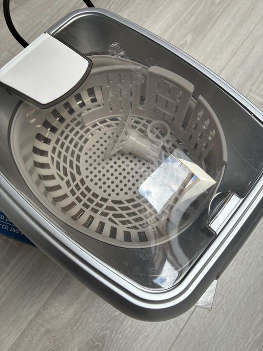 Vand purificator cu ultrasunete pentru ceasuri, ochelari, bijuterii etc.