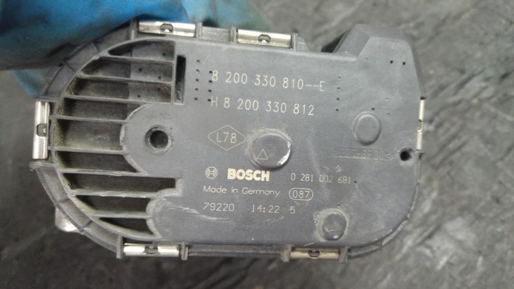 Clapeta acceleratie 2.0 dci m9r m9r d868 renault koleos 8200330810-e 8200330812