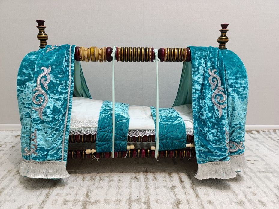 Бесік прокатқа беріледі