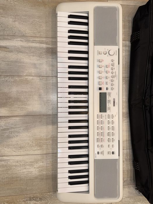 YAMAHA EZ-310 Синтезатор