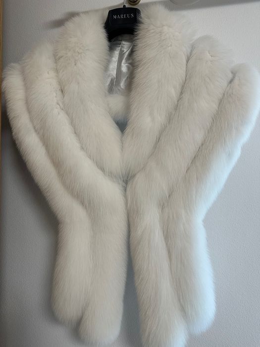 Sal blană naturală de vulpe, impecabil