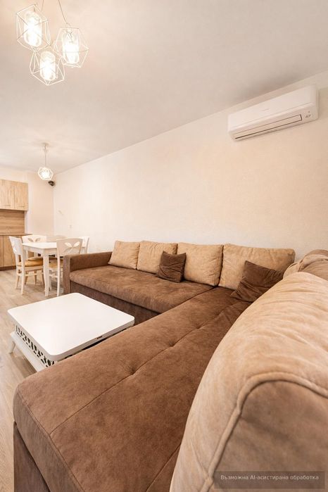 Двустаен апартамент в жк. Христо Смирненски