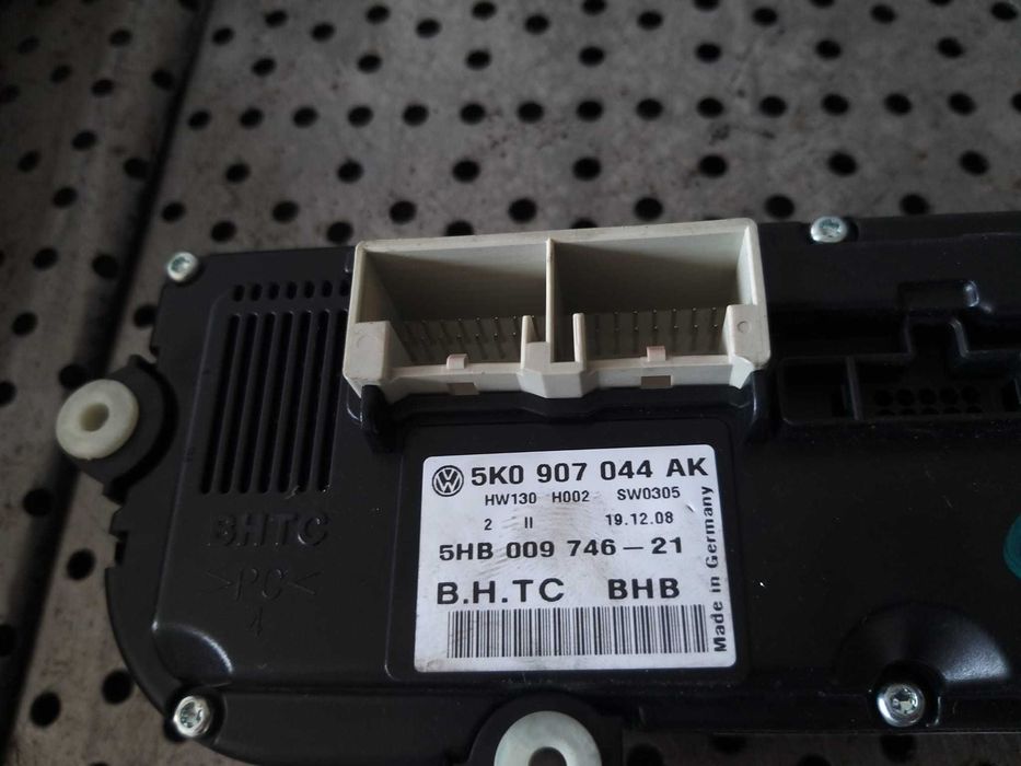 Panou comanda clima ac vw golf 6 5k 5k0907044ak 5hb00974621