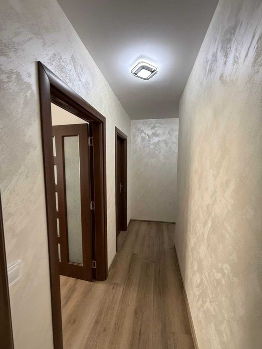 Дава се под наем Тристаен апартамент в Пловдив, Христо Смирненски - 80 кв.м за 663 € - Снимка #9