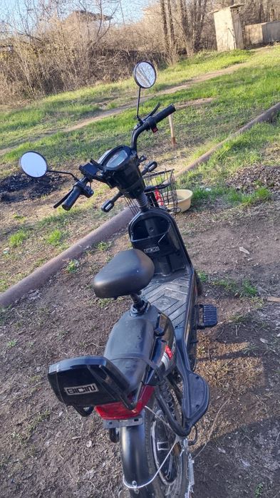 Сатылады. жүріп тұр