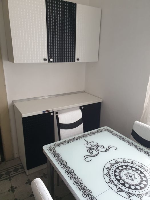 Inchiriez apartament 2 camere