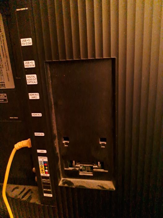 Продам телевизор