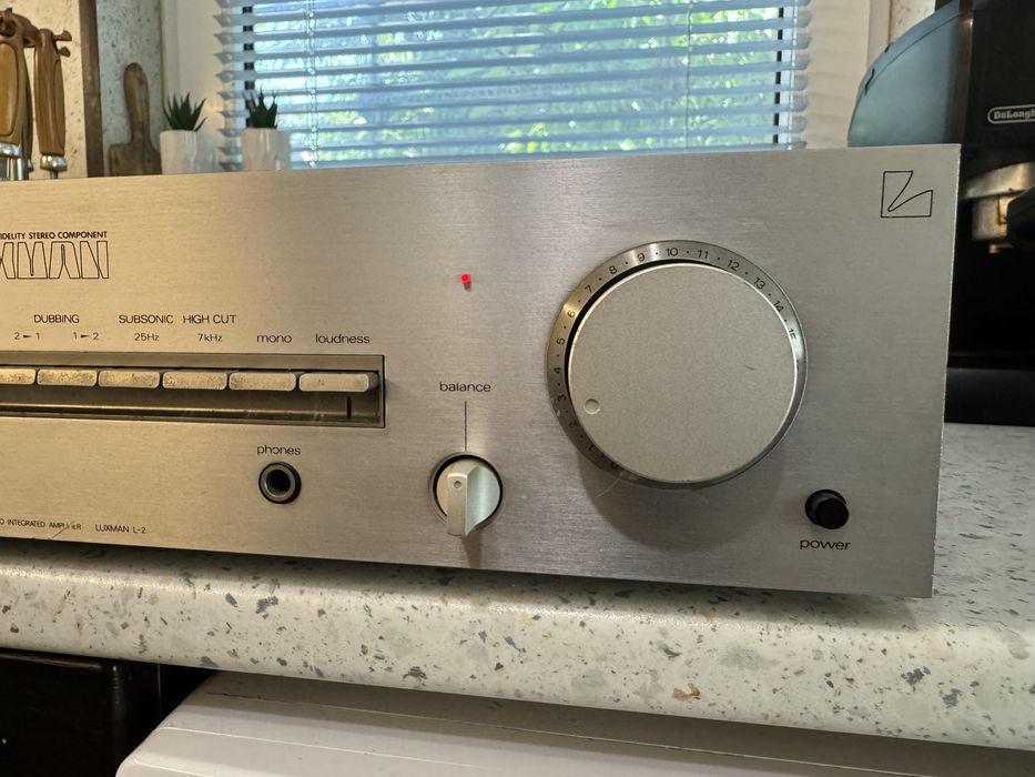 Luxman L2 Качествен стерео усилвател