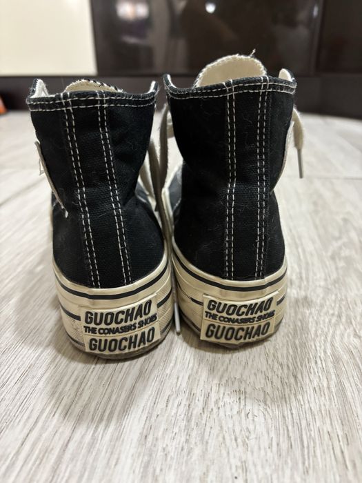 Кеды унисекс продам.