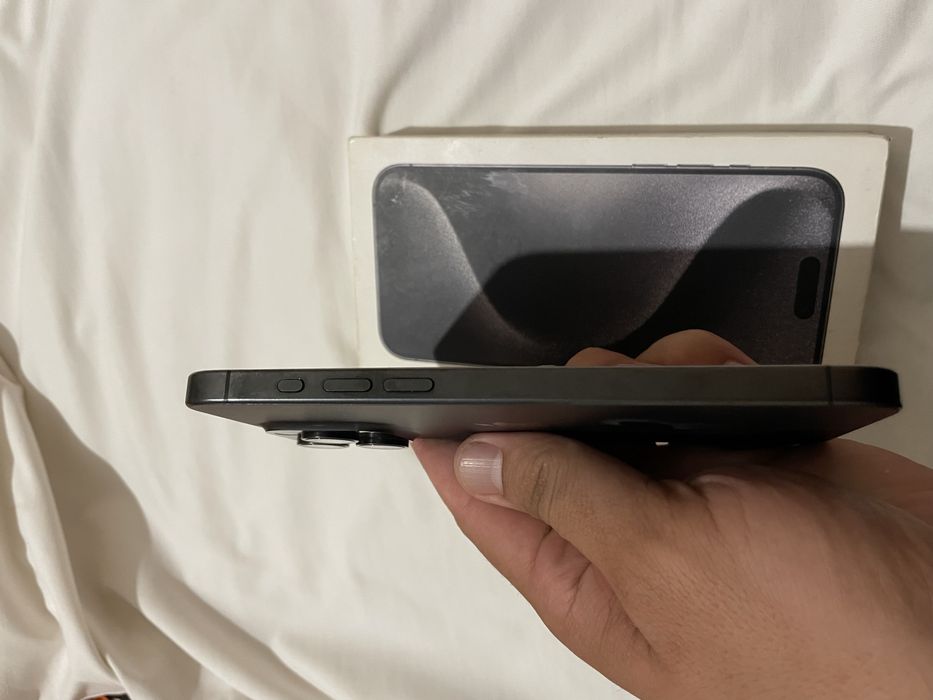 Айфон 15 про мах