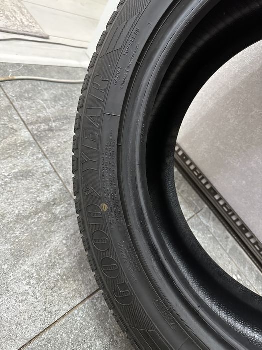 Продам Шины Good year