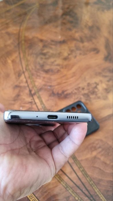 Samsung A73 5G 8/256gb