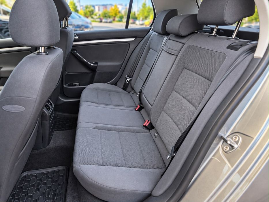 Volkswagen Golf 5 – 1.9 TDI, 105 CP ! Rate / Parc Auto / Buyback !