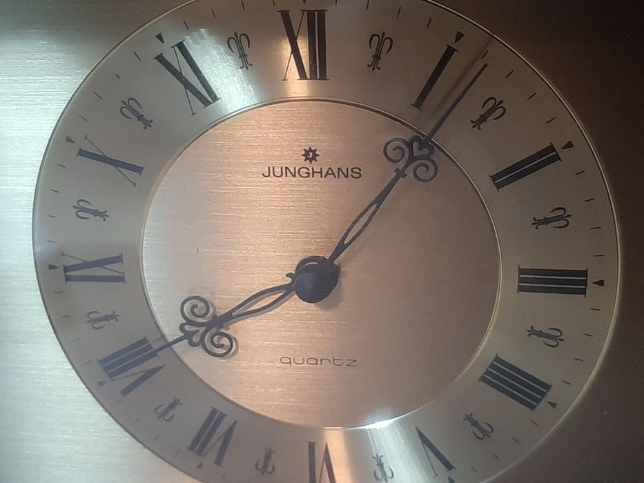 Ceas de masă/șemineu Junghans Quartz – Vintage, Made in Germany