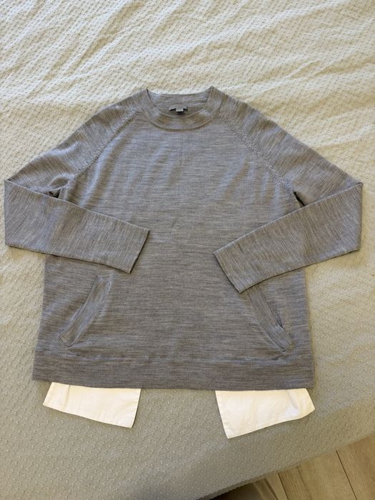 Свитер бренда COS