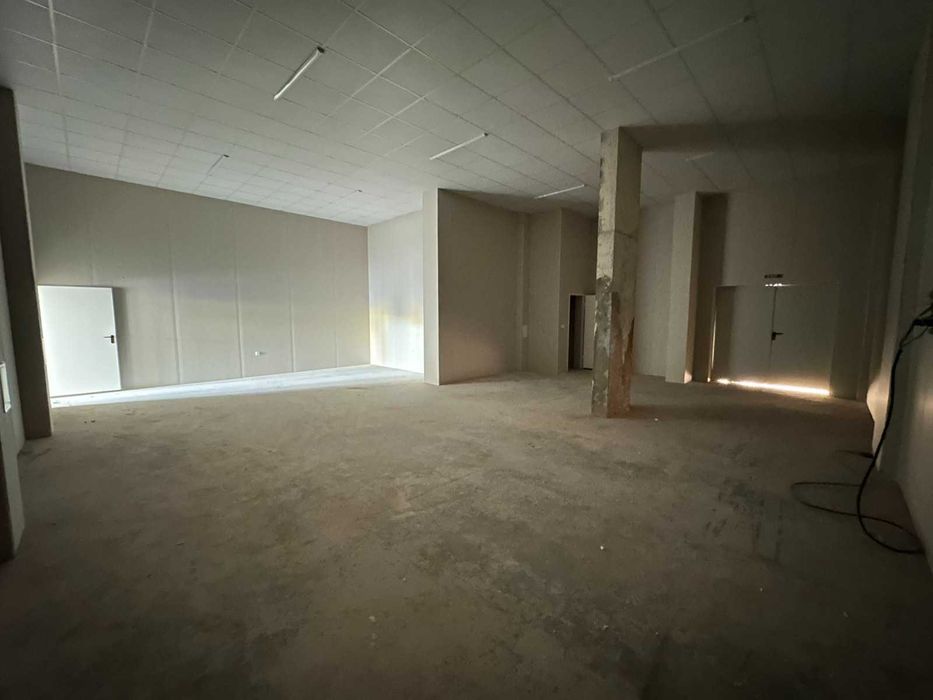 Дава се под наем Магазин в Пловдив, Христо Смирненски - 290 кв.м за 2610 € - Снимка #5