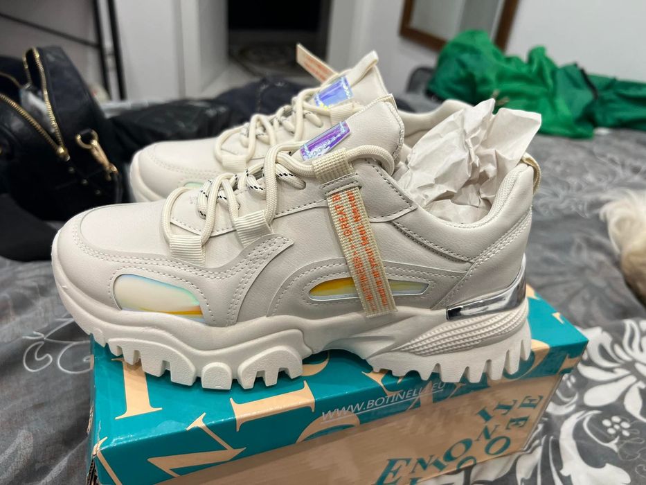 Сникърси Botinelli