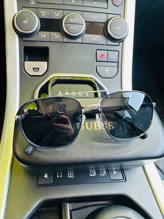 Чисто Нови Очила Guess