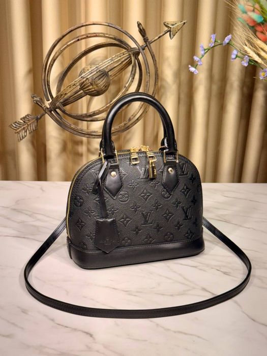 Geanta Louis Vuitton