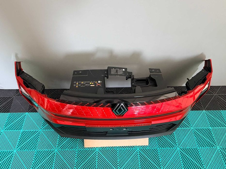 Bara fata Renault Captur 2024+ noua originala Renault completa cu toate accesoriile
